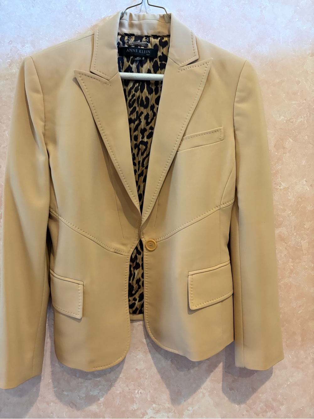 Anne Klein Beige Single-Button Tailored Blazer with Leopard Lining